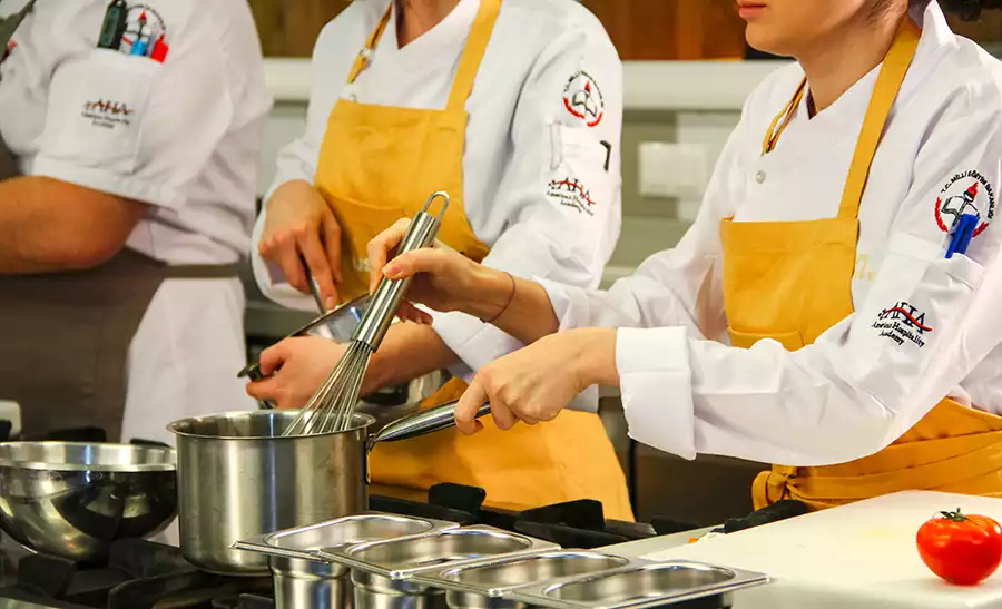 Les Chefs de Demain se Forment avec USLA Académie