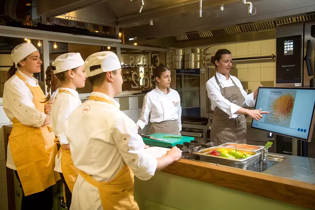 Türkiye ve Dünyadan Öne Çıkan 8 Gastronomi ve Aşçılık Okulu